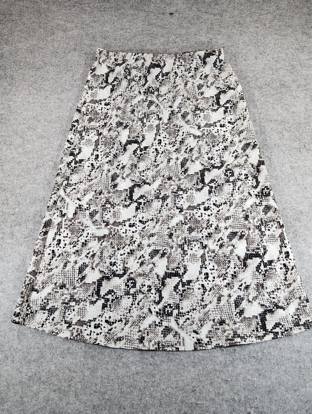 Sanctuary Black and Cream Snake-Print A-Line Midi Skirt Size Small